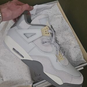 Jordan 4 Craft